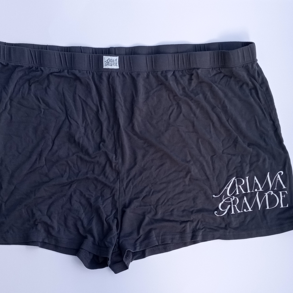 Ariana Grande Shorts - Plus Size 3X